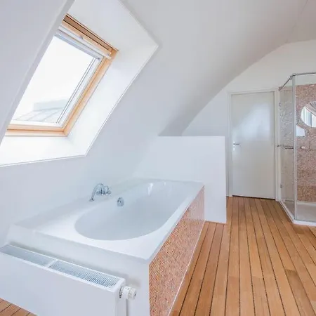 Sleeps 5 Wifi Appartamento